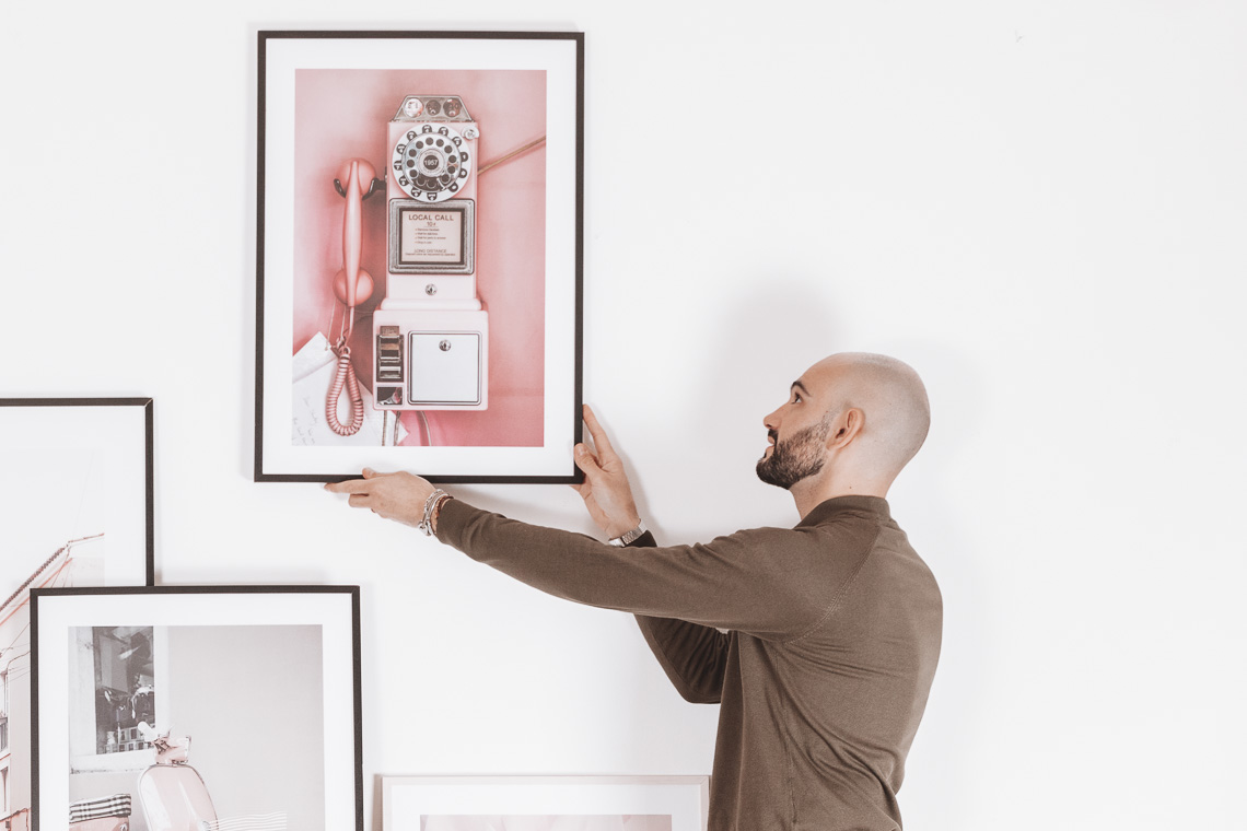 Pink Pay Phone Poster - Condividiamo il viaggio